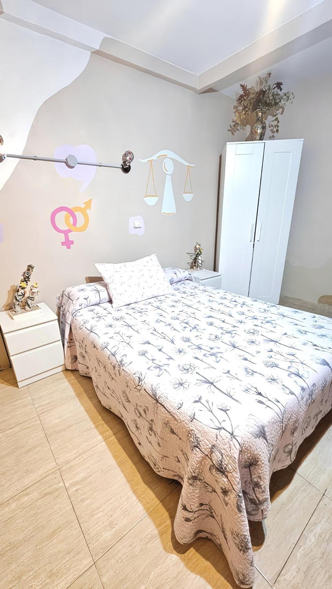 Hostal La Rosa Caces Extérieur photo