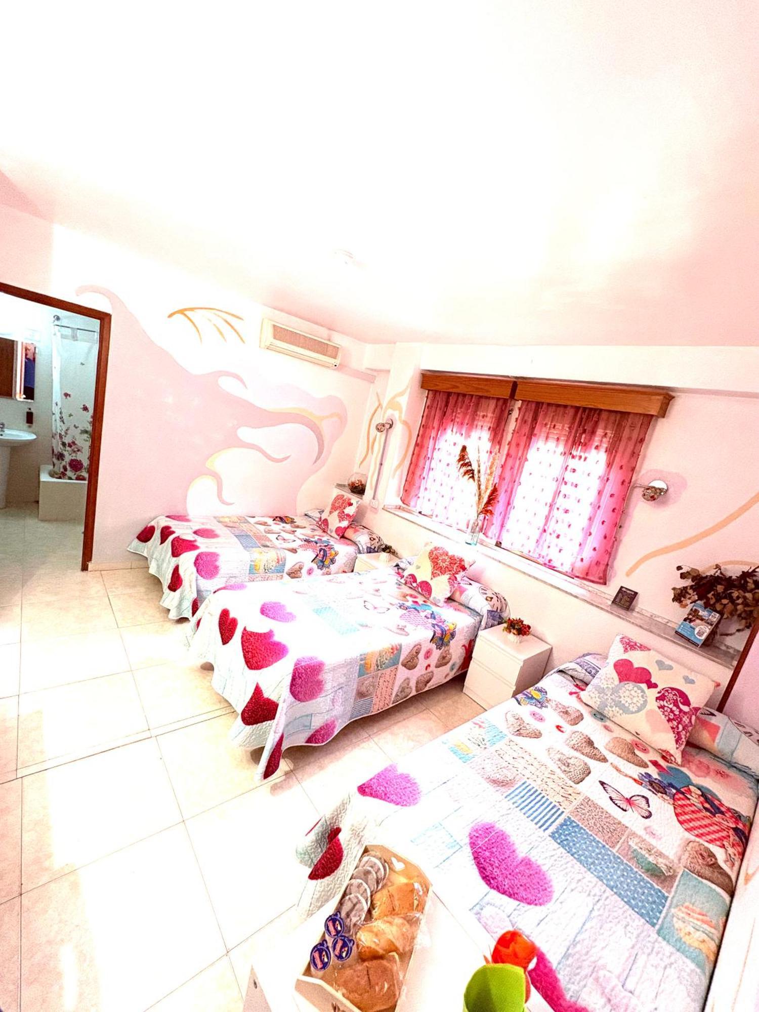 Hostal La Rosa Caces Extérieur photo